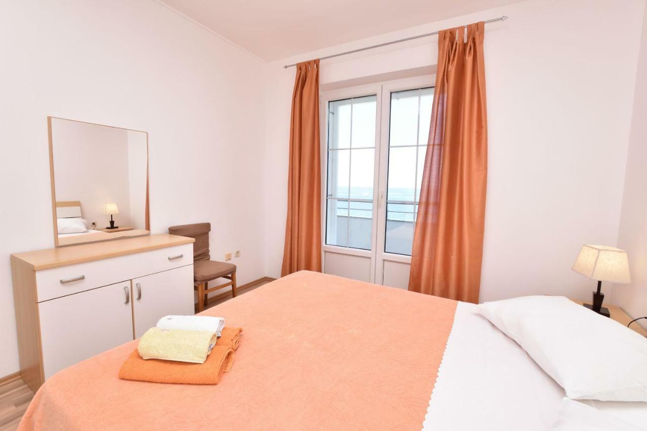 Apartments Brico Primošten Eksteriør bilde