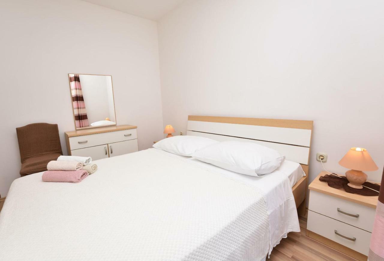 Apartments Brico Primošten Eksteriør bilde