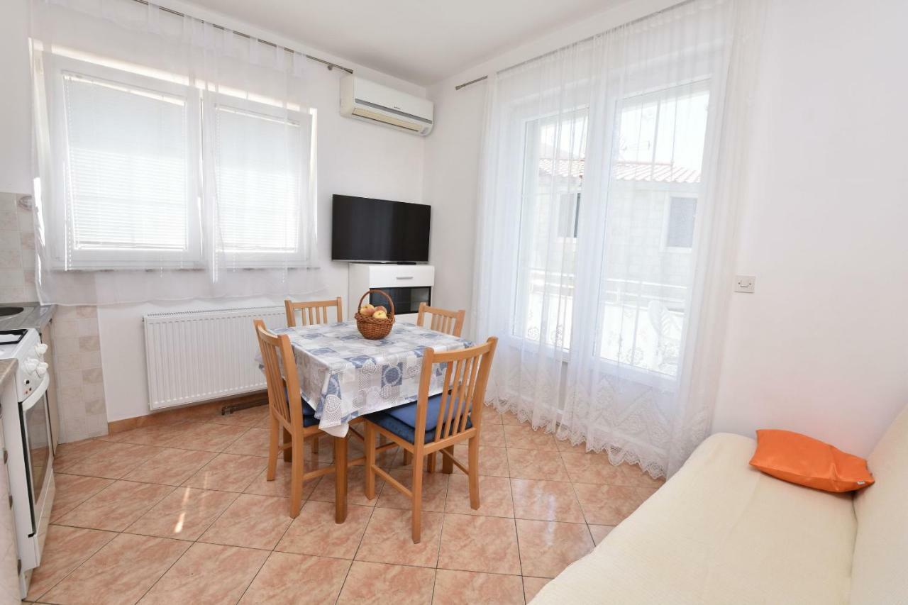 Apartments Brico Primošten Eksteriør bilde